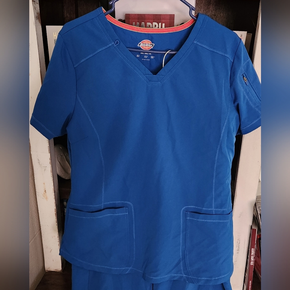 Dickies Scrubs - image 2
